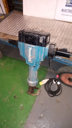 MAKITA HM1810 110v breaker