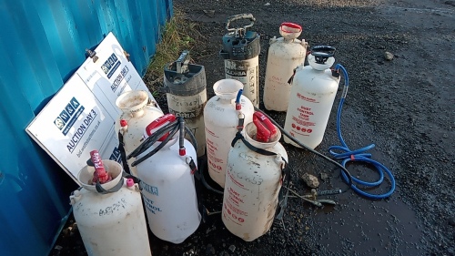 9 x dust suppression bottles