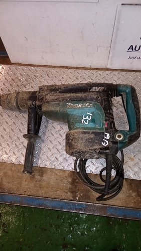 MAKITA HR5211C 110v breaker