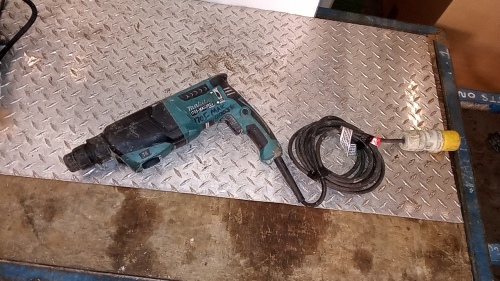 MAKITA HR2630 110v SDS drill