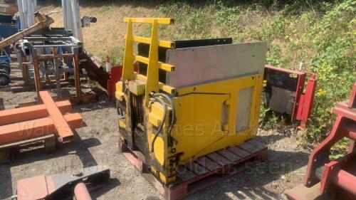 CASCADE forklift bale grab attachment