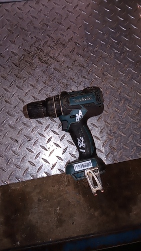 MAKITA DHP480 18v cordless drill