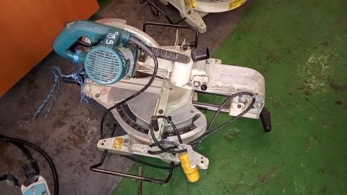 MAKITA LS1013 110v sliding mitre saw