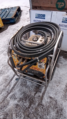 JCB BEAVER petrol hydraulic pack c/w hose