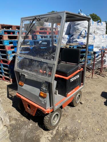 2006 TOYOTA Trac-50 battery driven factory tug