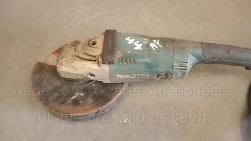 MAKITA 9'' 110v angle grinder