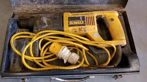 DEWALT 110v drill c/w case