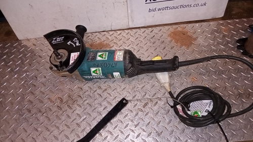 MAKITA GA7060R 110v angle grinder