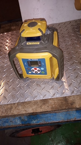 TOPCON RL-SV25 laser level c/w case