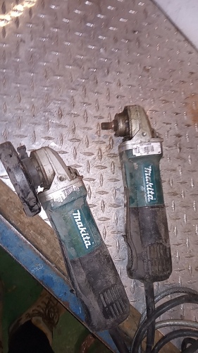 2 x MAKITA 110v angle grinders