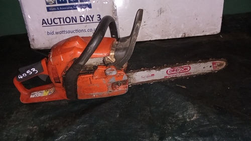 HUSQVARNA 135 petrol chainsaw