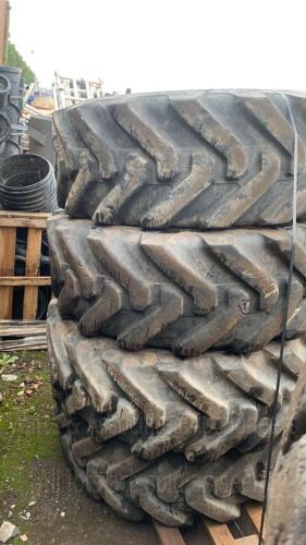 4 x BKT industrial tyres (400/80/24)