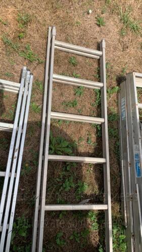 Aluminium double extension ladder