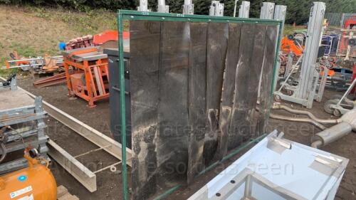 Welding screen