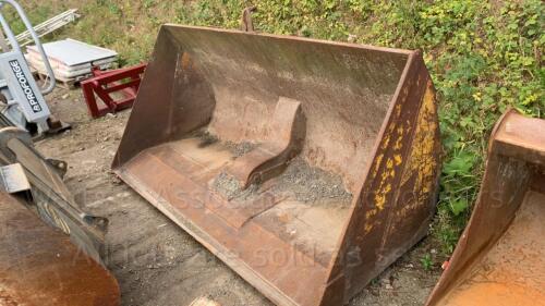 90'' Hi tip bucket to suit JCB loading shovel