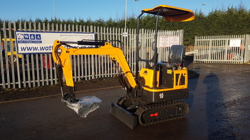 2020 RHINOCEROS LM10 rubber tracked excavator (s/n 20C051010) with 3 buckets, blade, piped & off-set boom