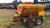 VALE POZI FEED fast tow twin axle gritter - 3