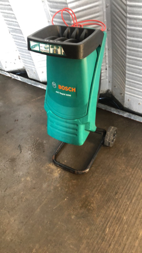 BOSCH 240v shredder