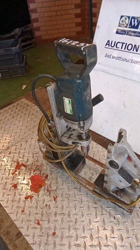 Magnetic 110v drill