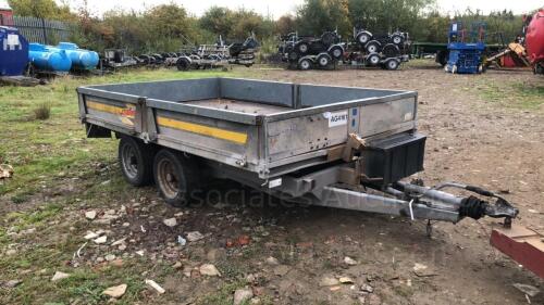 BATESON 2t twin axle tipping trailer c/w ramps & 12v remote tip (s/n SBN353HAB35G30587)