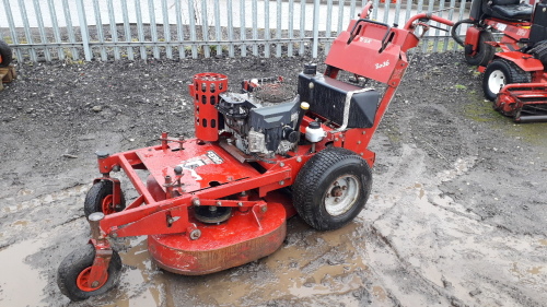 2009 FERRIS petrol walk behind mower (s/n 201403996)