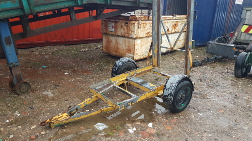 Single axle roller trailer