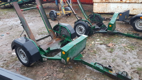 Single axle roller trailer