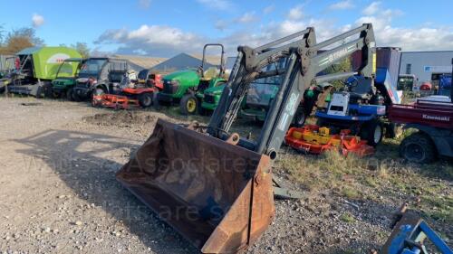 2005 TRIMA 340 loader c/w STRIMECH 4 in 1 bucket c/w brackets to suit MASSEY FERGUSON 300 series (s/n 9340T50300-11852) (All hour and odometer readings are unverified and unwarranted)