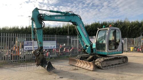 2005 KOBELCO SK80 rubber tracked excavator (s/n LF0901475) with bucket, blade,piped & Q/Hitch (All hour and odometer readings are unverified and unwarranted)