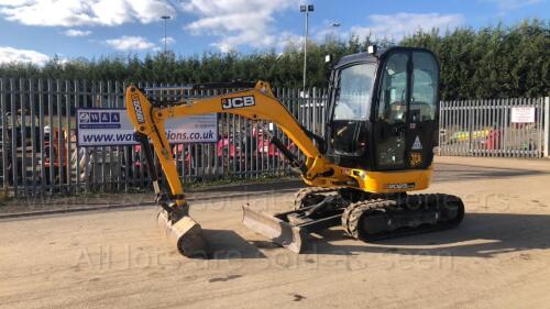 2017 JCB 802.5ZTS rubber tracked excavator (s/n M2227785) with bucket, blade, piped & Q/hitch (All hour and odometer readings are unverified and unwarranted)