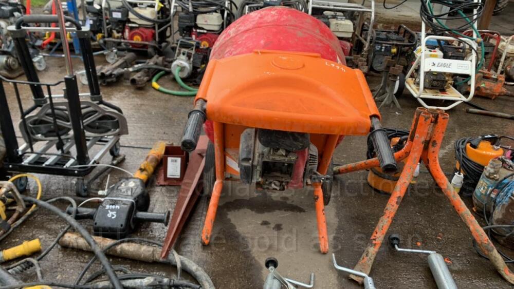 BELLE MINIMIX 150 petrol mixer c/w stand Day 3 Carlton Timed Sale