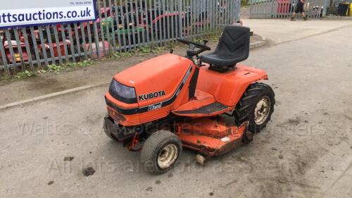 KUBOTA G1900 HST 4wd diesel mower c/w 48'' cutting deck (s/n 11528)