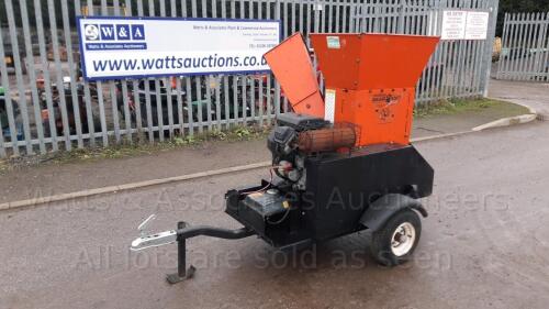 BEARCAT 1020 V-twin petrol towable chipper (s/n 23335)