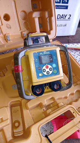 TOPCON RL-SV25 laser level c/w case