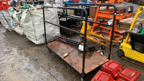 4 wheeled materials trolley & work light