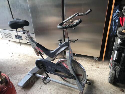 STAR TRAC exercise bike