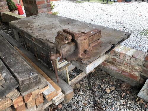 Heavy duty cast iron workbench with engineers vice