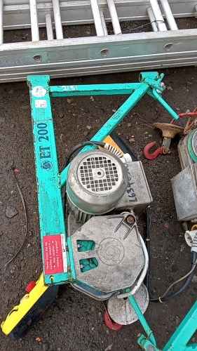 IMER ET200 110v scaffold hoist with pendant control