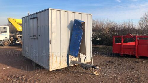 GARIC fast tow 6 man welfare unit c/w lift up axle