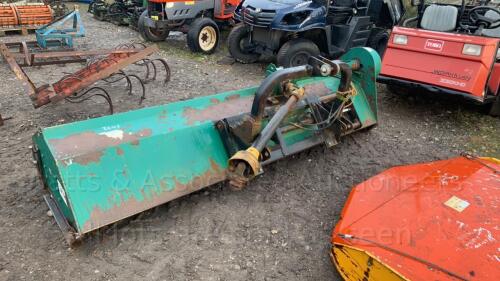 MAJOR 9' flail mower c/w hydraulic offset & PTO shaft