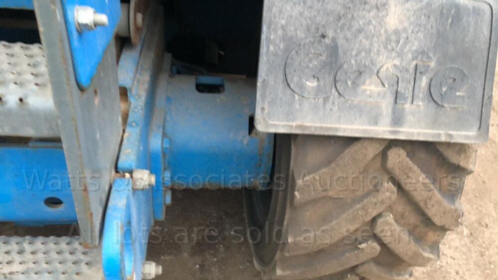 2002 GENIE GS2668RT 4wd diesel scissor lift platform (s/n GS6841443