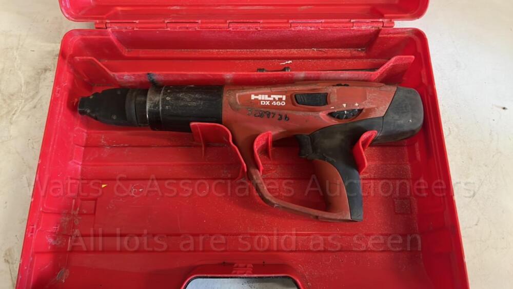 HILTI DX460 stud gun c/w case Day 2 Carlton Timed Sale (Main building