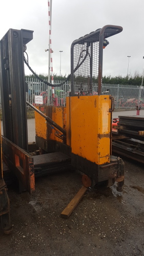 HUNSLET 3110-5000 battery driven pipe carrier lift truck