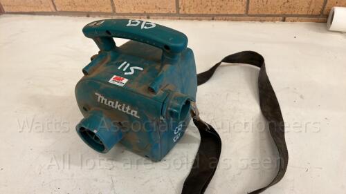 MAKITA BVC350 18v compact vacuum cleaner