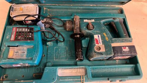 MAKITA BHR200 24v rotary hammer drill c/w case