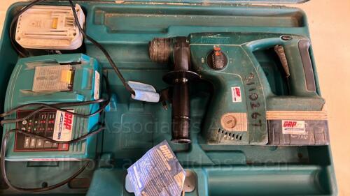 MAKITA BHR200 24v rotary hammer drill c/w case