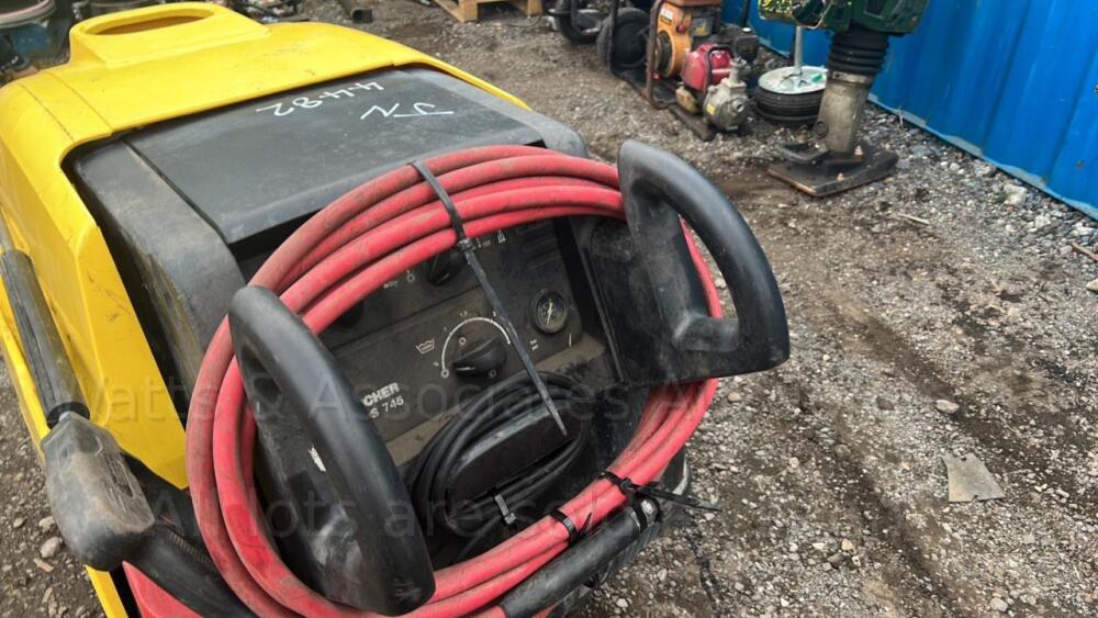 KARCHER HDS 745 240v petrol pressure washer c/w hose & lance | Day 3