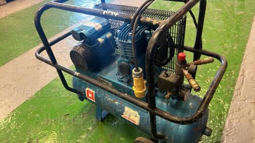 CLARKE 110v compressor