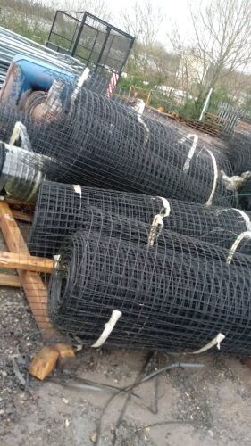 6 x rolls of wire mesh