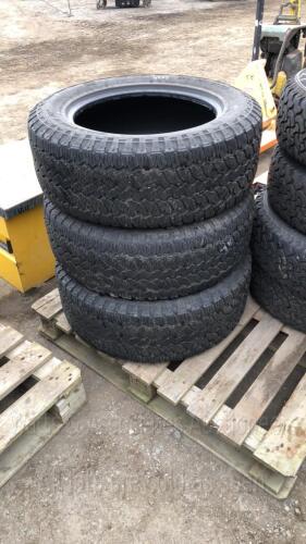 3 x GENERAL GRABBER tyres (255/60 R18)